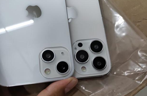 东平苹果手机维修分享iPhone 13‌机模长什么样 