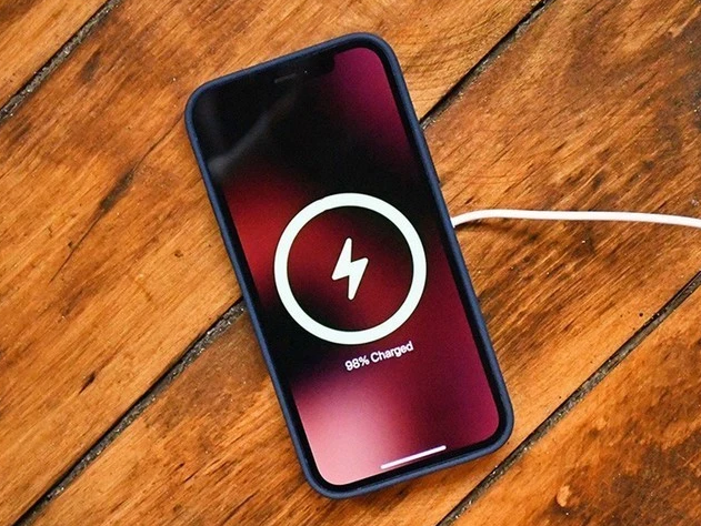 东平苹果手机维修分享iPhone 12可以随便充电吗 